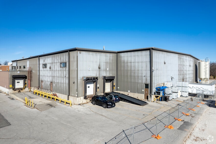6515 Kitimat Rd, Mississauga, ON for lease - Building Photo - Image 3 of 4