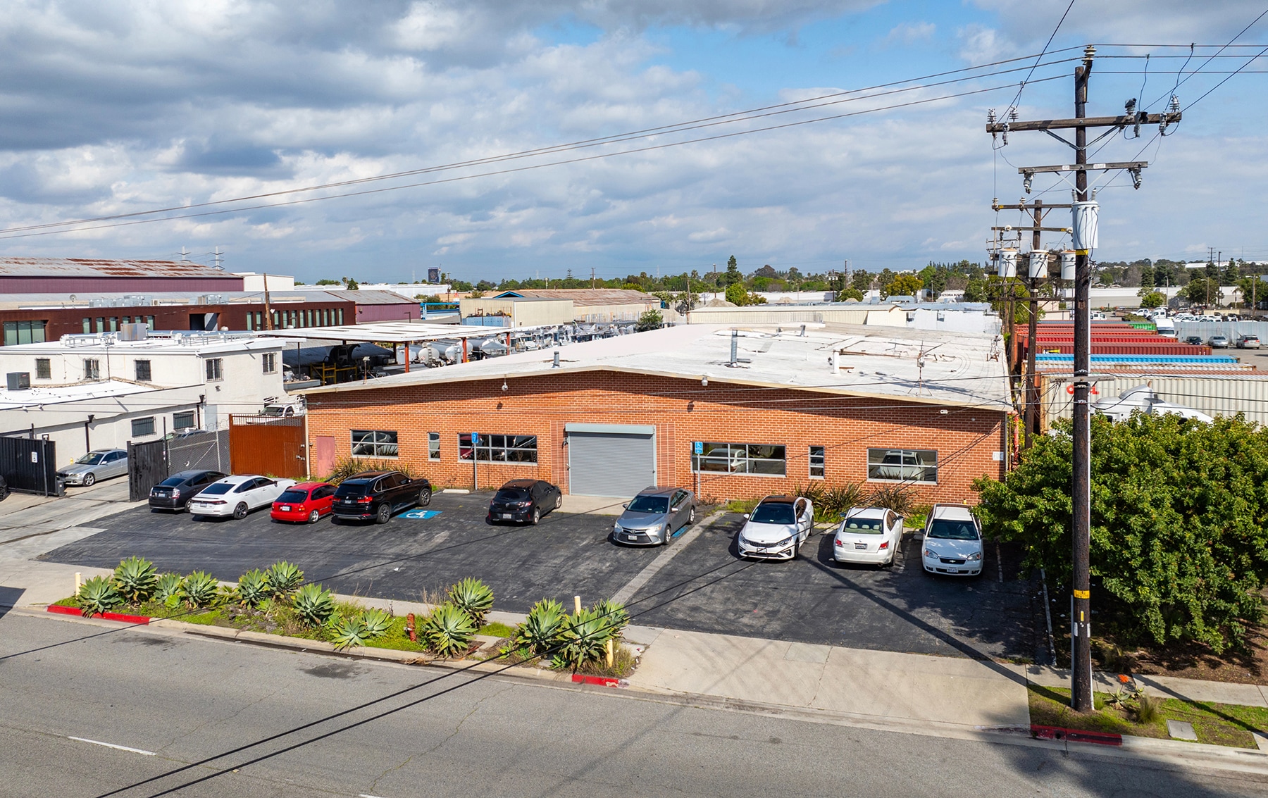 18020 S Broadway, Gardena, CA for lease Primary Photo- Image 1 of 10