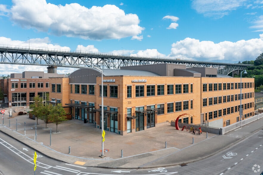 701 N 34th St, Seattle, WA à louer - Photo du bâtiment - Image 2 de 8