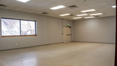 1551 S Sunset St, Longmont, CO for lease Interior Photo- Image 2 of 6