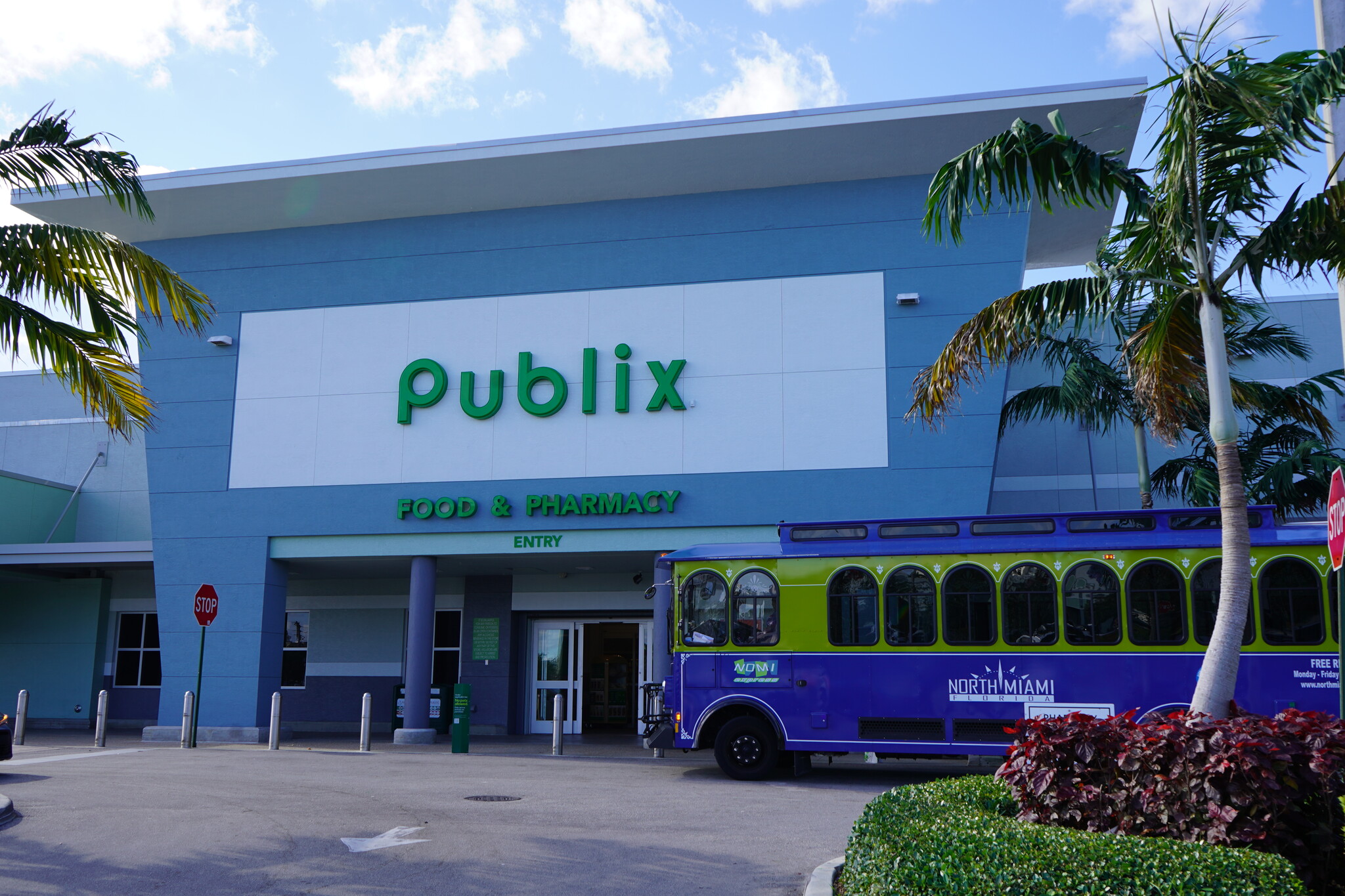 12760-12890 Biscayne Blvd, North Miami, FL for lease Primary Photo- Image 1 of 10