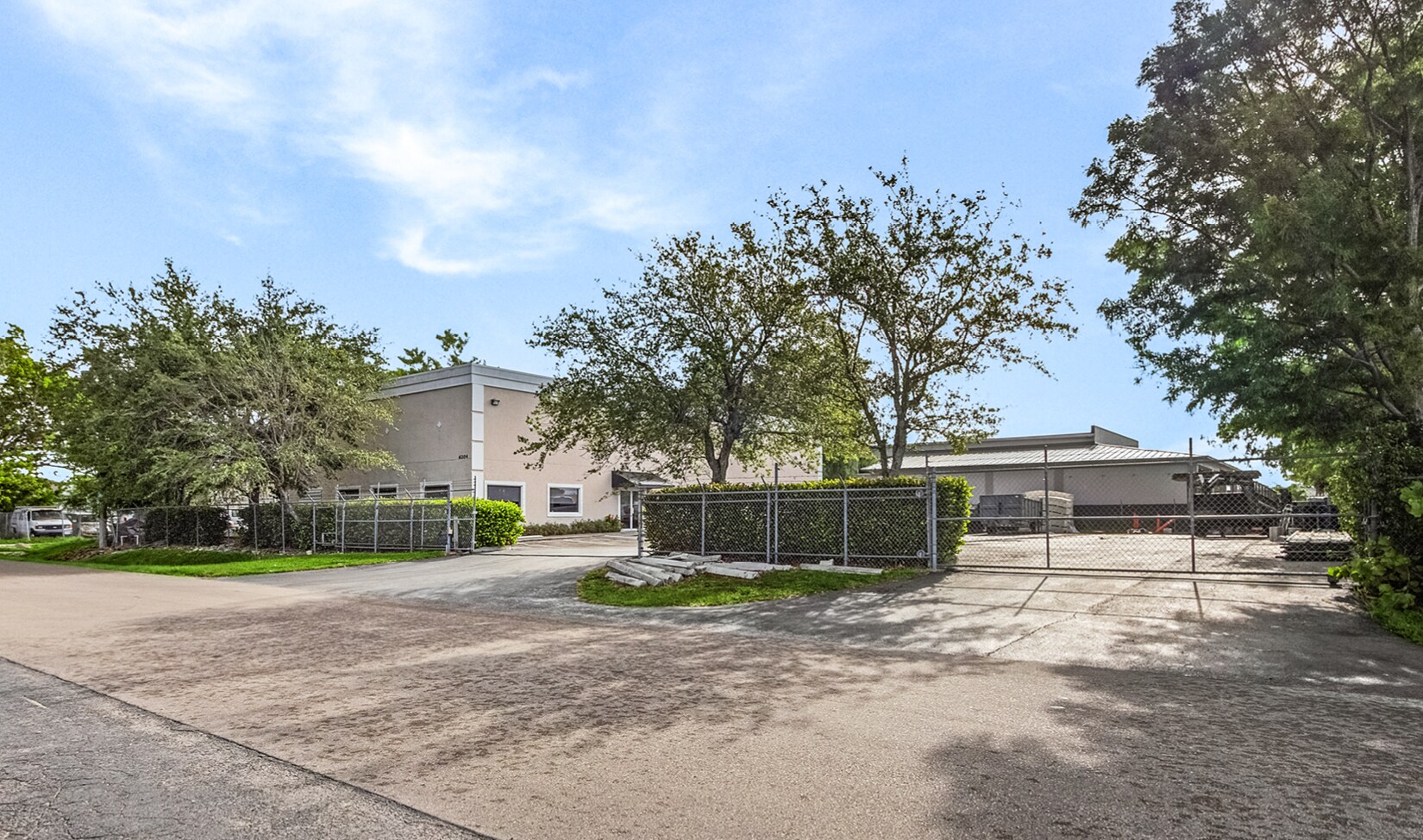 6204 Janes Ln, Naples, FL à vendre Photo du bâtiment- Image 1 de 1