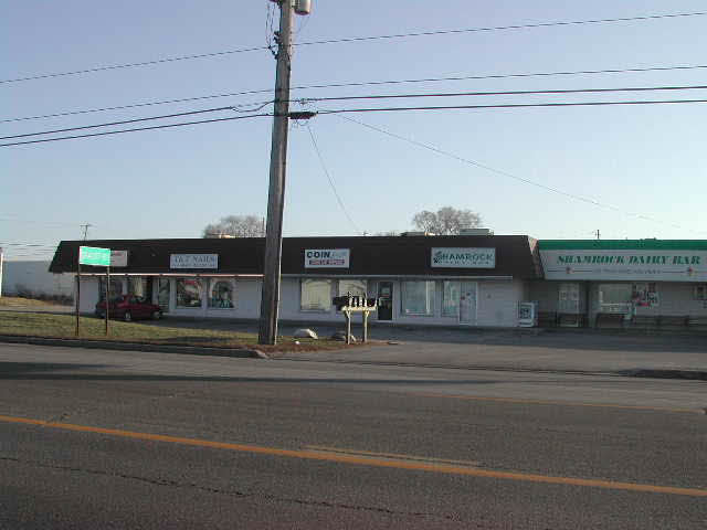 103-107 S Center Rd, Saginaw, MI à louer - Photo du b timent - Image 3 de 4