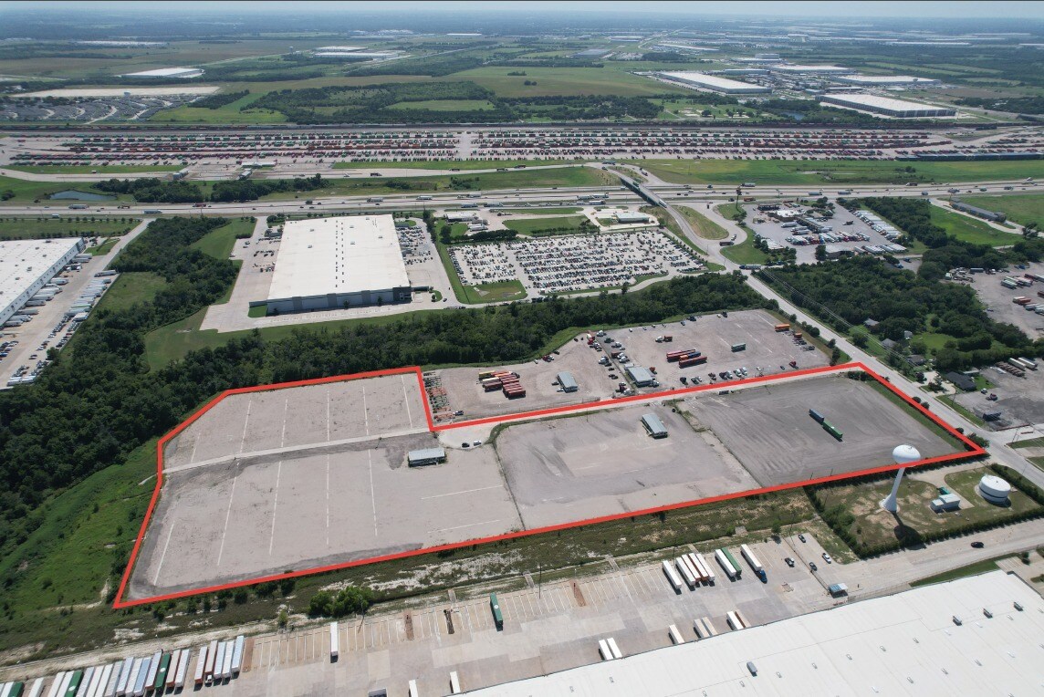 1000 Fulghum Rd, Wilmer, TX à louer Photo principale- Image 1 de 7