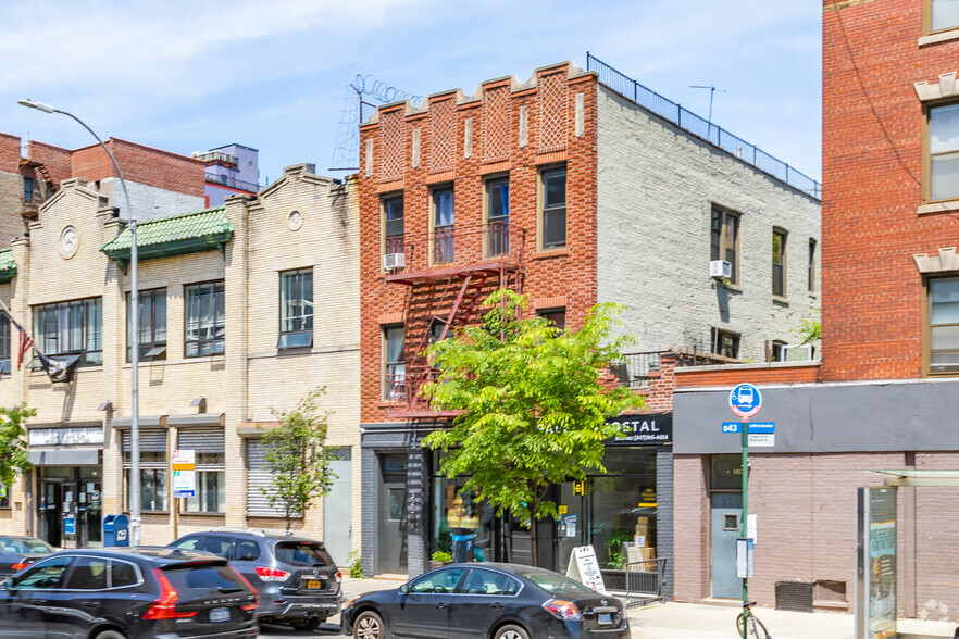 325 Empire Blvd, Brooklyn, NY for lease - Building Photo - Image 2 of 6