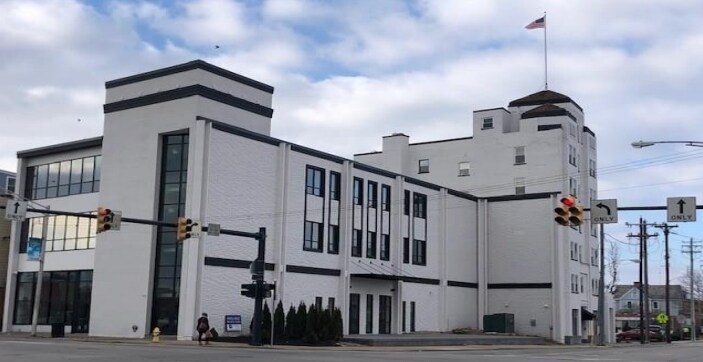 4557 Montgomery Rd, Cincinnati, OH for lease Building Photo- Image 1 of 2