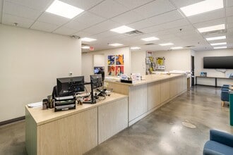 1734-1746 S Sepulveda Blvd, Los Angeles, CA à louer Photo intérieure- Image 2 de 18