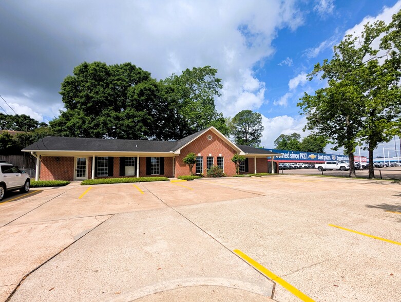 3635 Eastex Fwy, Beaumont, TX for sale - Building Photo - Image 3 of 41