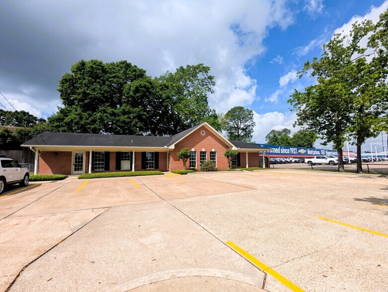 3635 Eastex Fwy, Beaumont, TX à vendre - Photo du bâtiment - Image 3 de 41