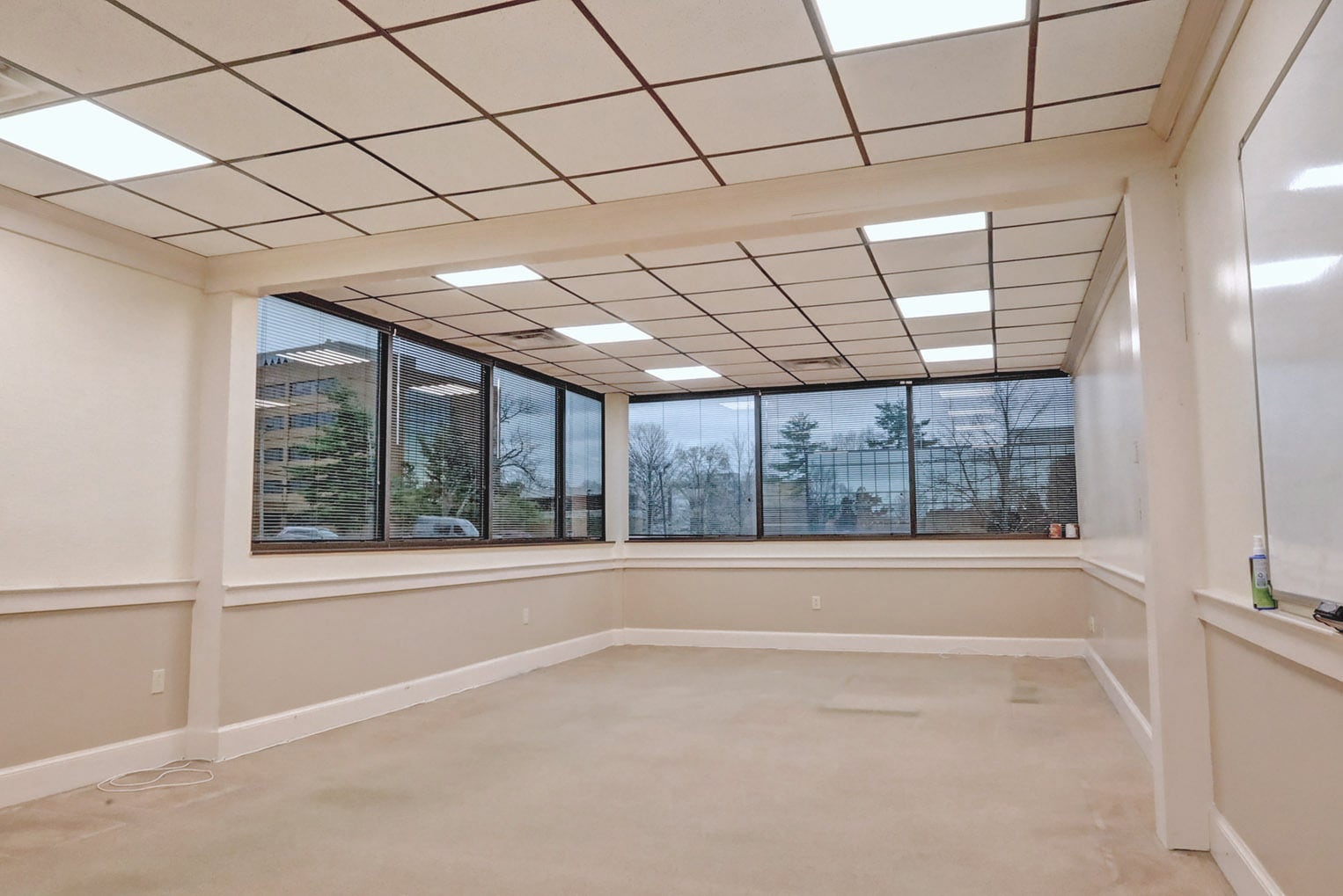 861 Corporate Dr, Lexington, KY for lease Interior Photo- Image 1 of 1