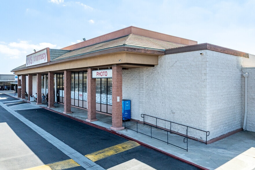 17136 Magnolia St, Fountain Valley, CA for sale - Building Photo - Image 3 of 7