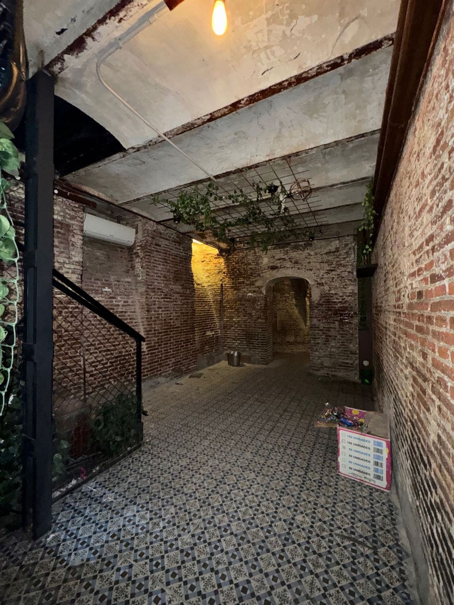 Retail in Madrid, Madrid for lease Interior Photo- Image 1 of 11