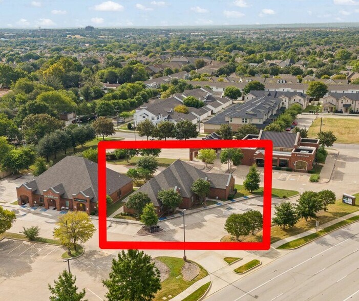 6340 Davis Blvd, North Richland Hills, TX à vendre - Photo du bâtiment - Image 2 de 7