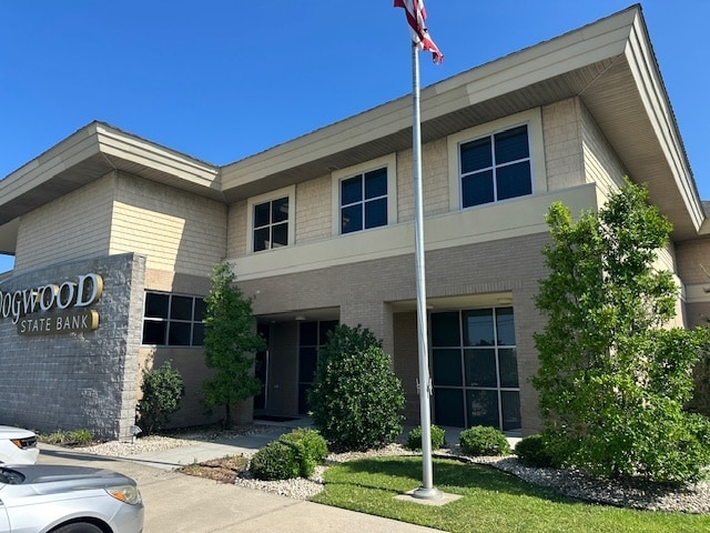 5039 Executive Dr, Morehead City, NC for lease - Building Photo - Image 1 of 24