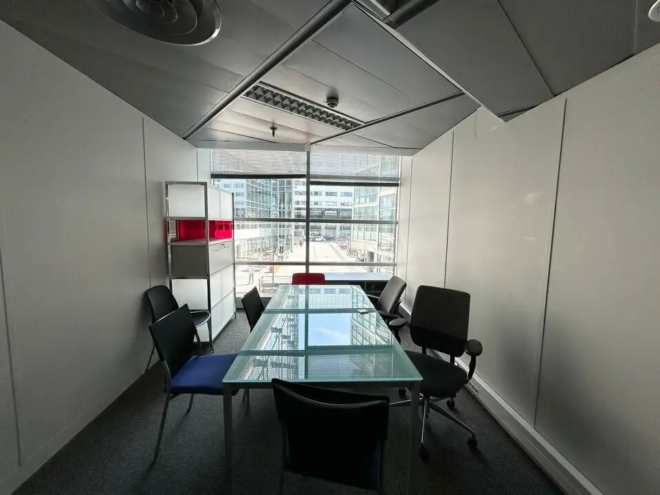 Office in Lille for lease Interior Photo- Image 1 of 6