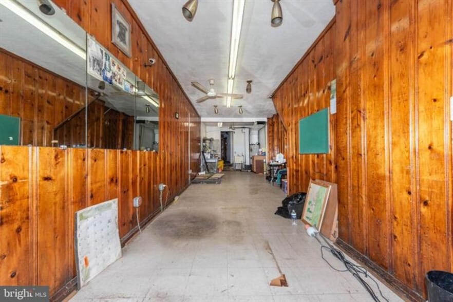 212 W Saratoga St, Baltimore, MD for sale - Building Photo - Image 3 of 28