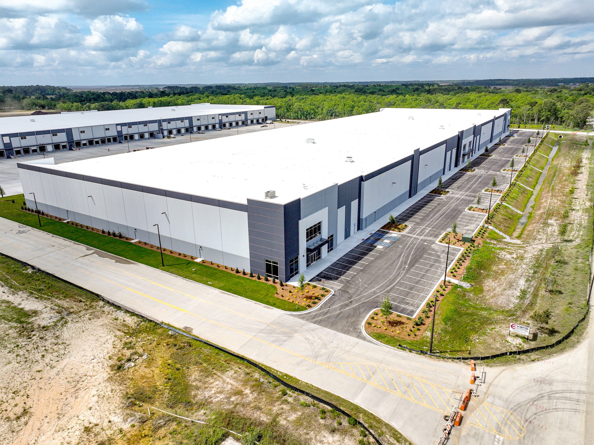 Warehouse Dr, Savannah, GA for lease Building Photo- Image 1 of 9