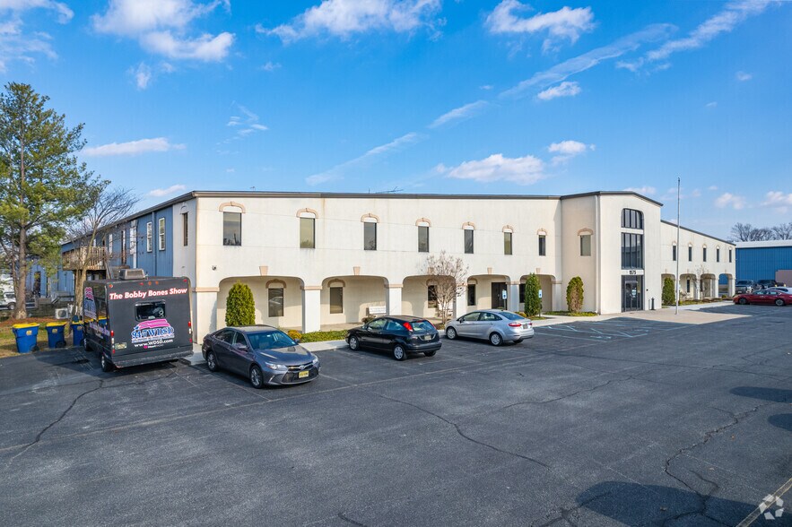 1575 Mckee Rd, Dover, DE à louer - Photo du bâtiment - Image 2 de 5