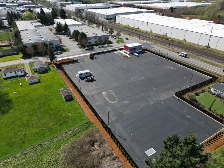 121 49th St NW, Auburn, WA for lease - Building Photo - Image 2 of 3