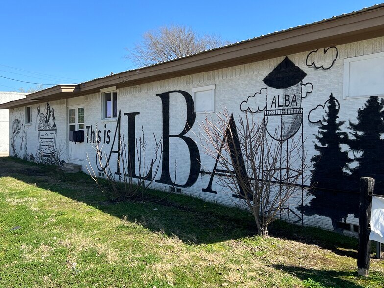 189 E Greenville St, Alba, TX à vendre - Photo du bâtiment - Image 1 de 20