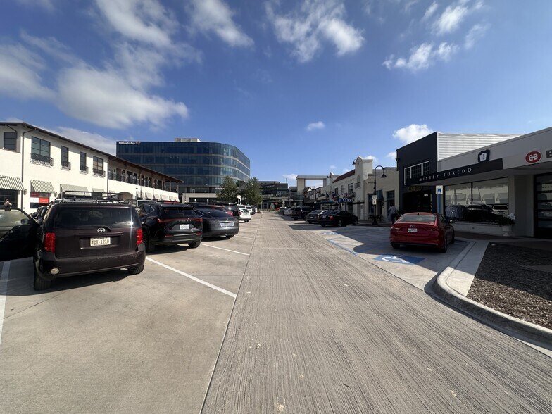 6621 Snider Plz, Dallas, TX à louer - Photo du bâtiment - Image 3 de 3