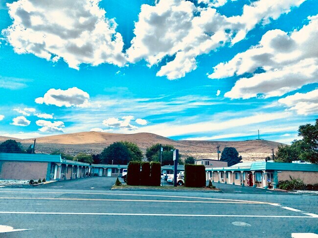 Plus de détails pour 1257 Basin St SW, Ephrata, WA - Services hôteliers à vendre