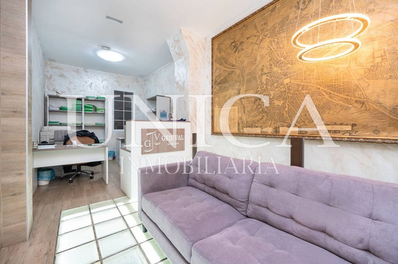 Madrid, MAD 28001 - Unit 1DR - - Interior Photo - Image 2 of 10