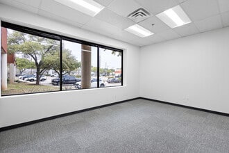 2600 McHale Ct, Austin, TX for lease Interior Photo- Image 2 of 15