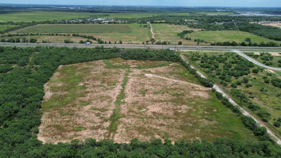13855 US-281 & Del Lago Pkwy, San Antonio, TX for sale - Building Photo - Image 2 of 10