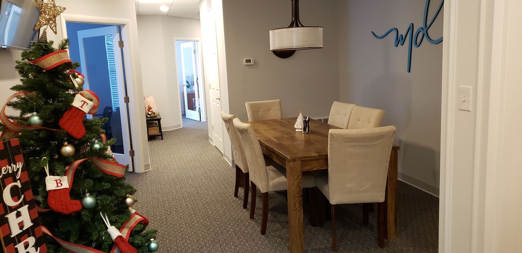 3860 Race Rd, Cincinnati, OH 45211 - Unit 104 -  - Interior Photo - Image 1 of 9