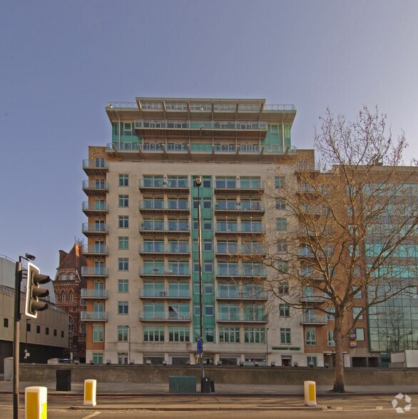9 Albert Emba, Londres à louer - Photo du bâtiment - Image 3 de 31