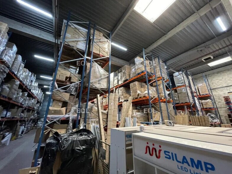 Flex in Gennevilliers for lease - Building Photo - Image 3 of 21