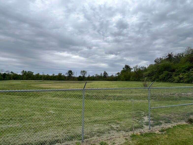 1200 Broadway St, Princeton, IN for sale - Building Photo - Image 2 of 3