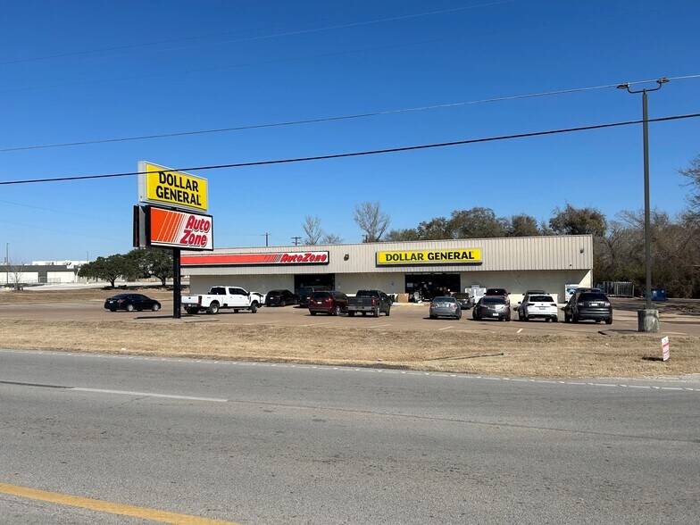 485 485 Business US-290 E, Hempstead, TX à louer - Photo du bâtiment - Image 2 de 4