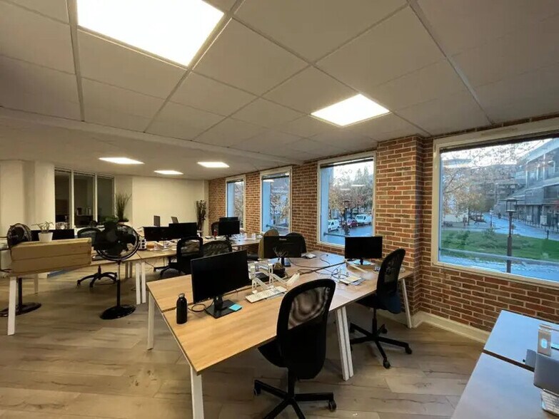 13 Rue Alain Barbe Torte, Nantes à louer - Photo du bâtiment - Image 3 de 8