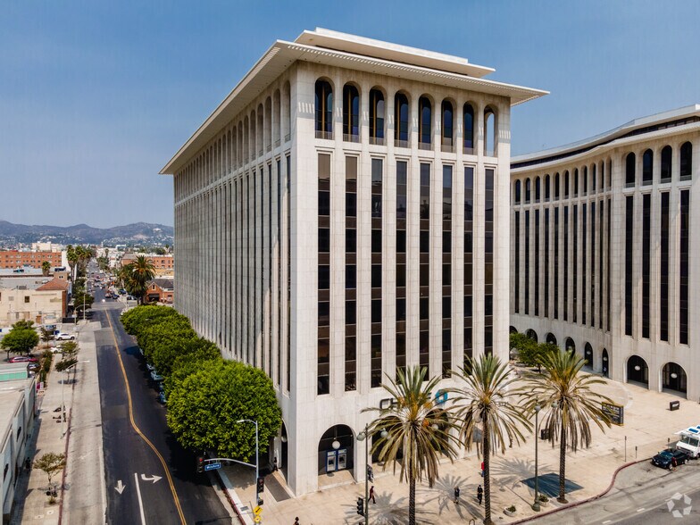 3731 Wilshire Blvd, Los Angeles, CA à louer - Photo du bâtiment - Image 2 de 21