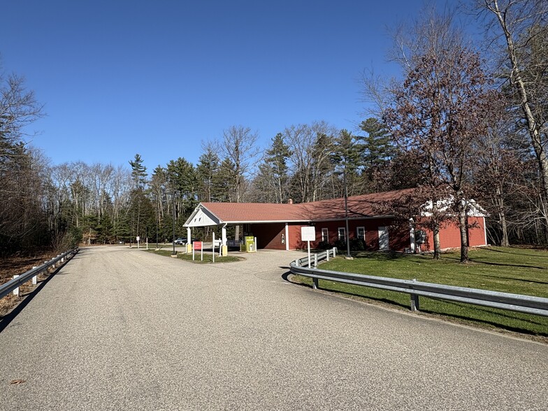 1298 Alfred rd, Arundel, ME à vendre - Photo principale - Image 1 de 5