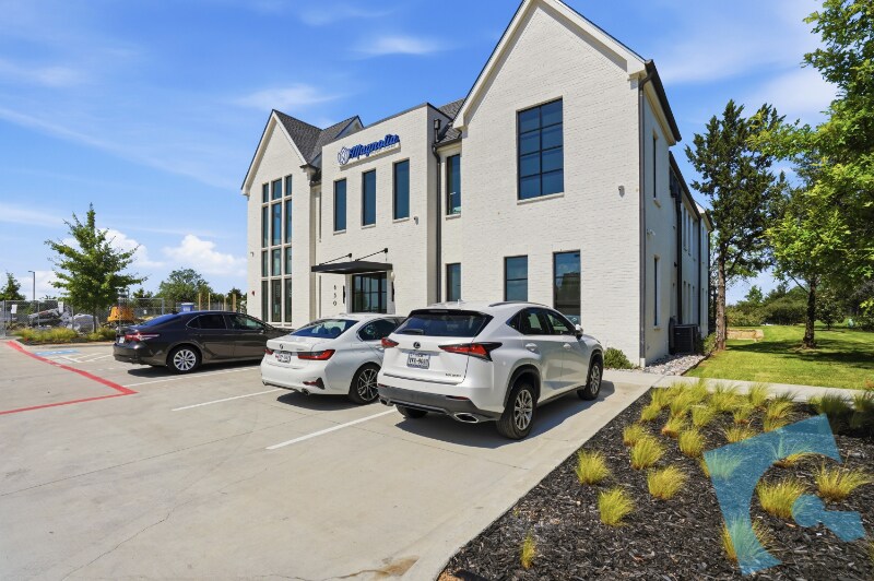 860 S Village Center Dr, Southlake, TX à louer - Photo du bâtiment - Image 3 de 22