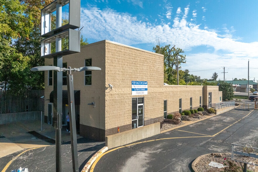 10215 Watson Rd, Saint Louis, MO for sale - Building Photo - Image 3 of 20