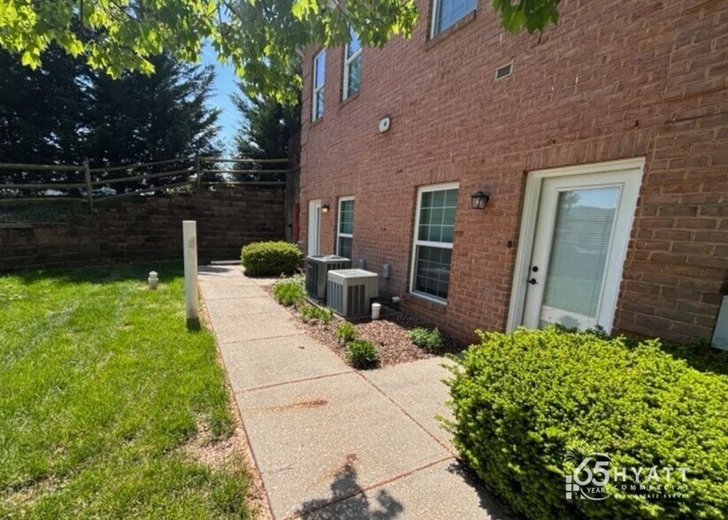 10260-10268 Baltimore National Pike, Ellicott City, MD à louer - Photo du bâtiment - Image 3 de 7