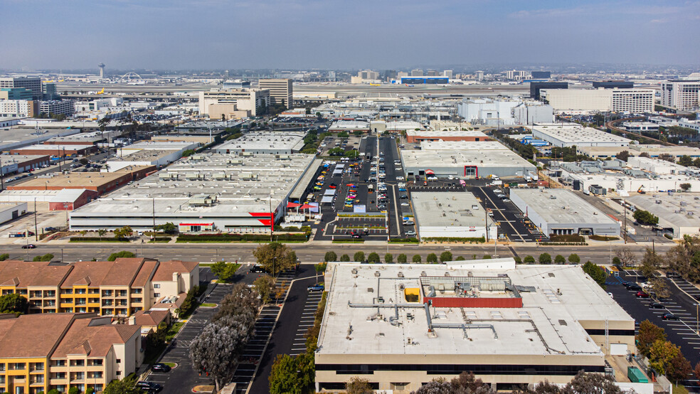 2031 E Mariposa Ave, El Segundo, CA for lease - Building Photo - Image 2 of 4