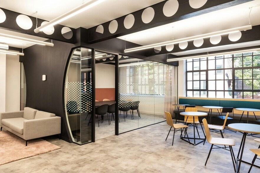 112-116 Old St, London for lease - Interior Photo - Image 3 of 17