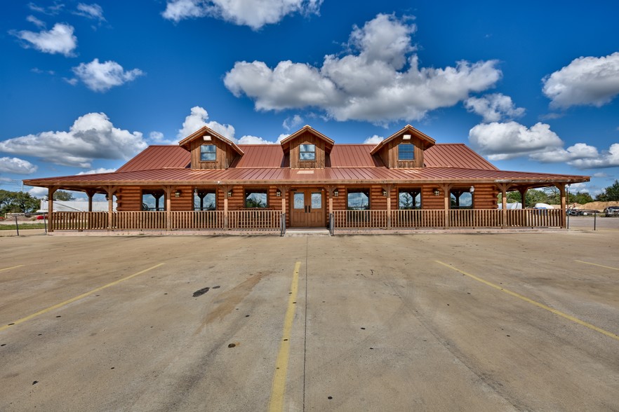 19878 FM 39, Iola, TX for sale - Primary Photo - Image 1 of 1