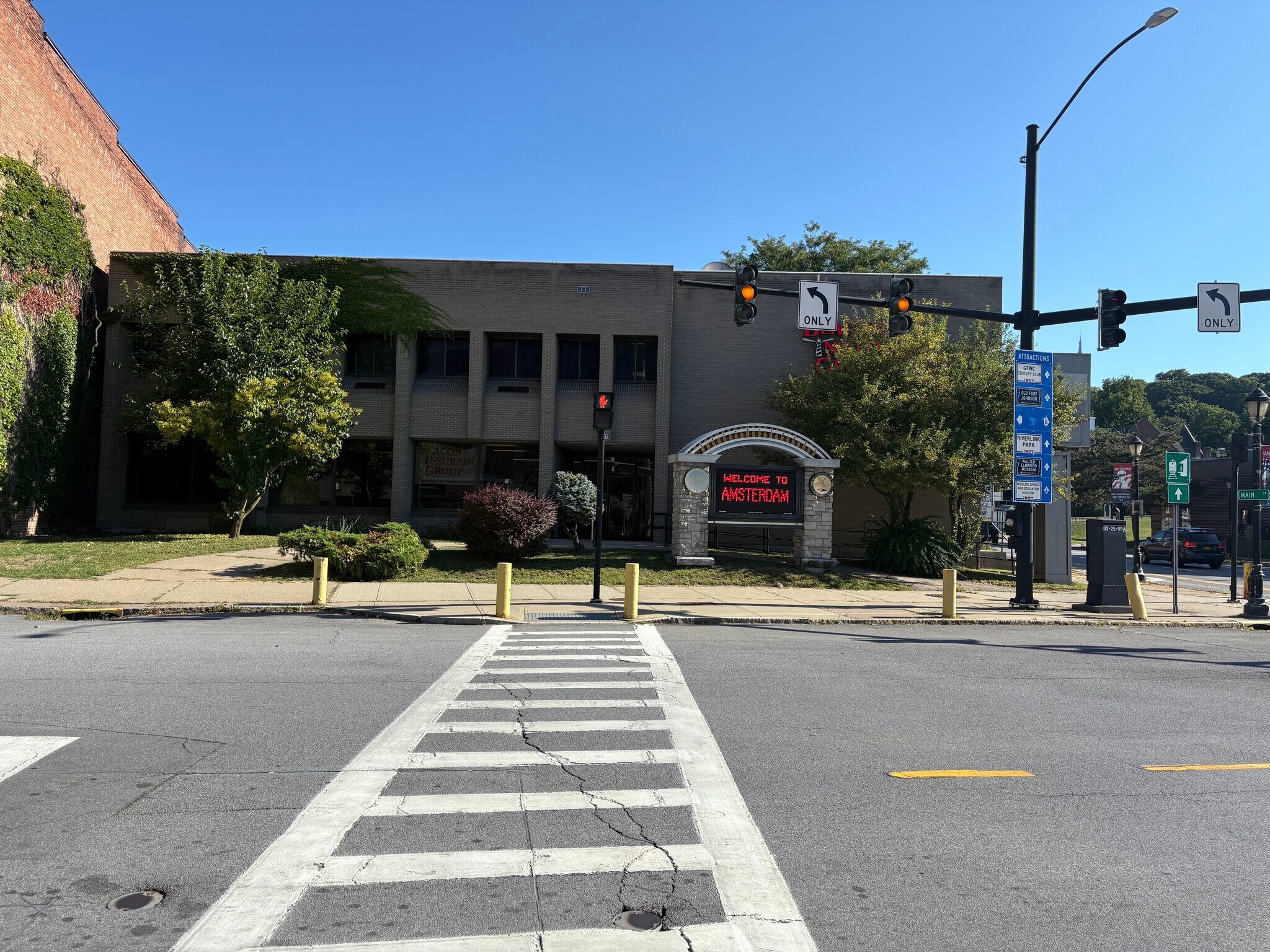 56 Main St E, Amsterdam, NY for lease Interior Photo- Image 1 of 7