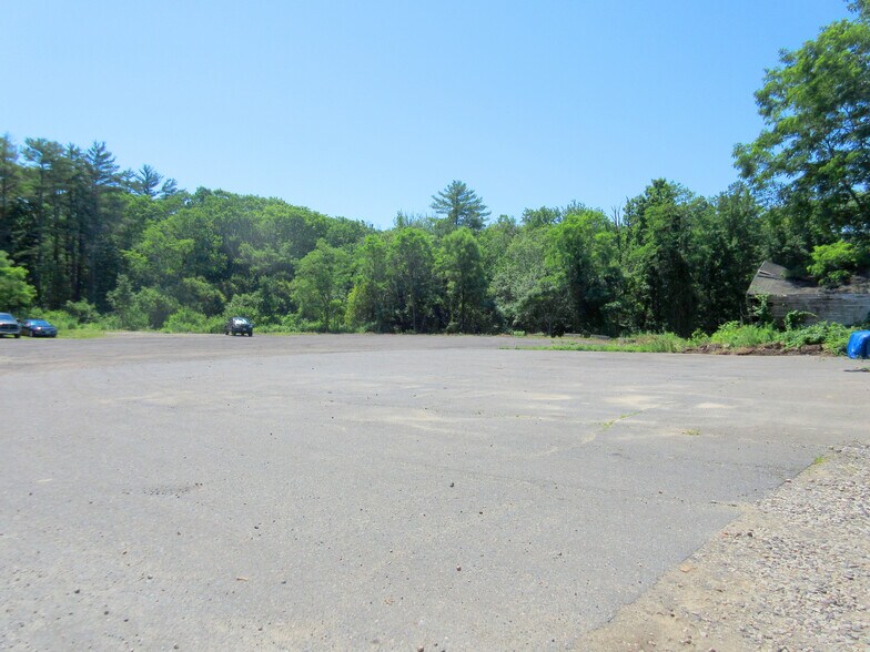 118-124 Rabbit Rd, Salisbury, MA à louer - Photo du bâtiment - Image 2 de 5