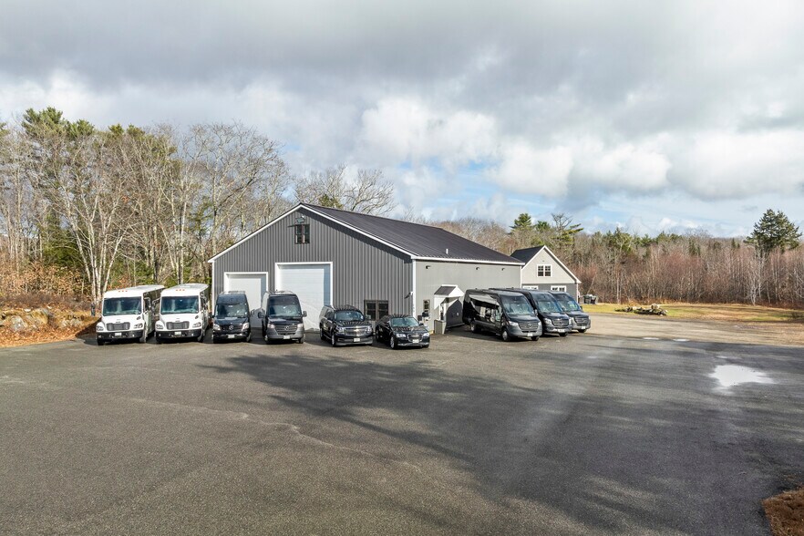 145 E Pond Rd, Nobleboro, ME à vendre - Photo du bâtiment - Image 1 de 1