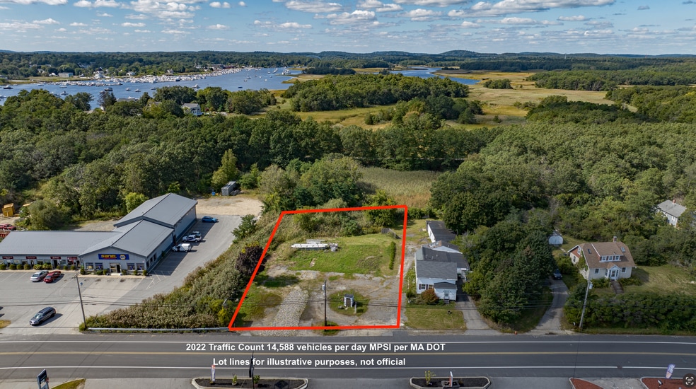 156 Bridge Road, Salisbury, MA for sale - Primary Photo - Image 1 of 10