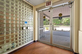 4 Corwin Ct, Newburgh, NY for sale Interior Photo- Image 2 of 75