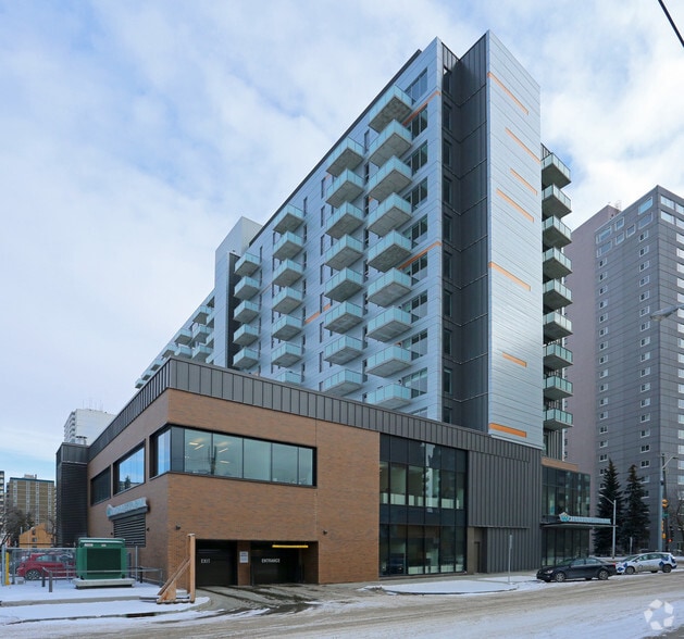 12210-12230 Jasper Ave NW, Edmonton, AB for lease - Primary Photo - Image 1 of 39
