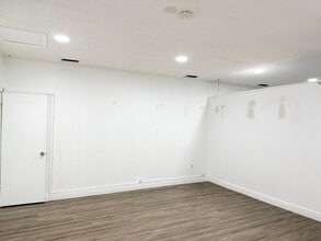 9260-9290 Hammocks Blvd, Miami, FL for lease Interior Photo- Image 1 of 8